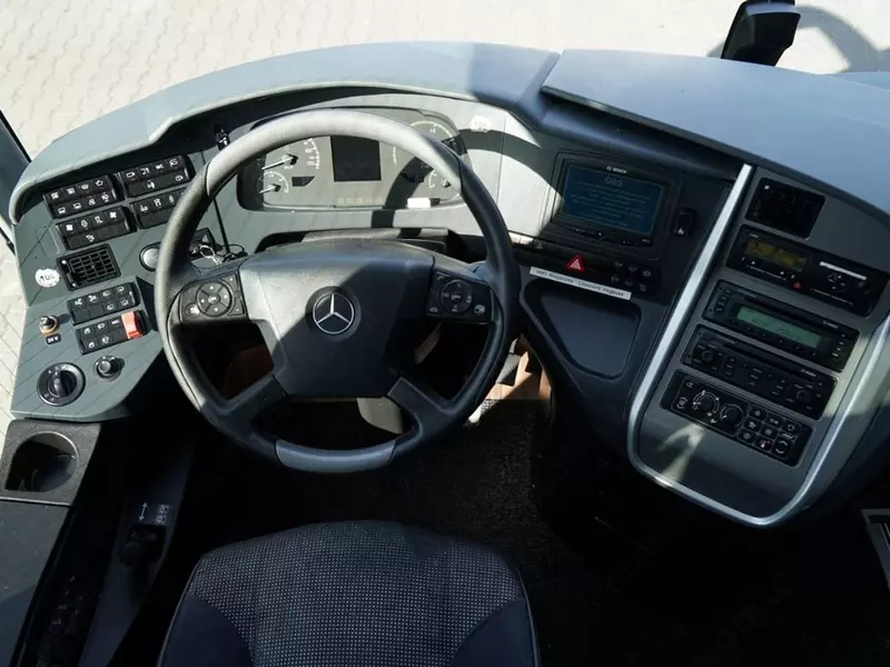 Туристический автобус MERCEDES-BENZ / TRAVEGO 16 RHD-M