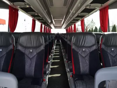 Туристический автобус MERCEDES-BENZ / TRAVEGO 16 RHD-M