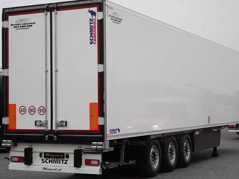 Полуприцеп-рефрижератор SCHMITZ CARGOBULL
