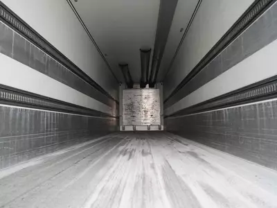 Полуприцеп-рефрижератор SCHMITZ CARGOBULL