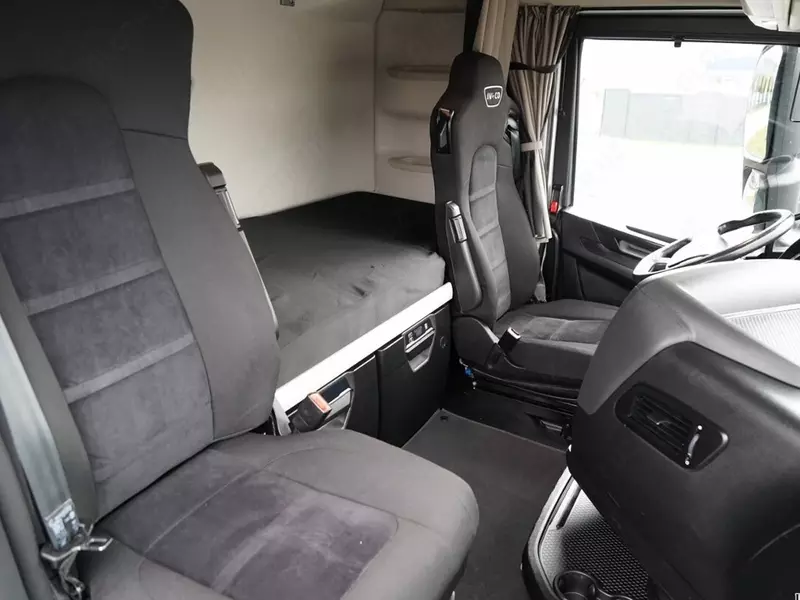 Tyagach IVECO S-WAY / 510 / RETARDER / KLIMA POSTOJOWA / EUR