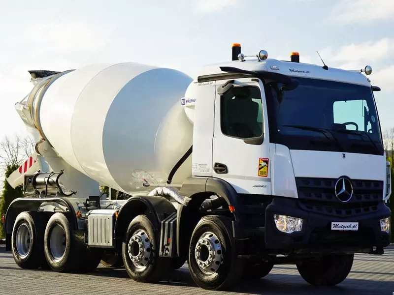 Автобетоносмеситель MERCEDES AROCS 3240