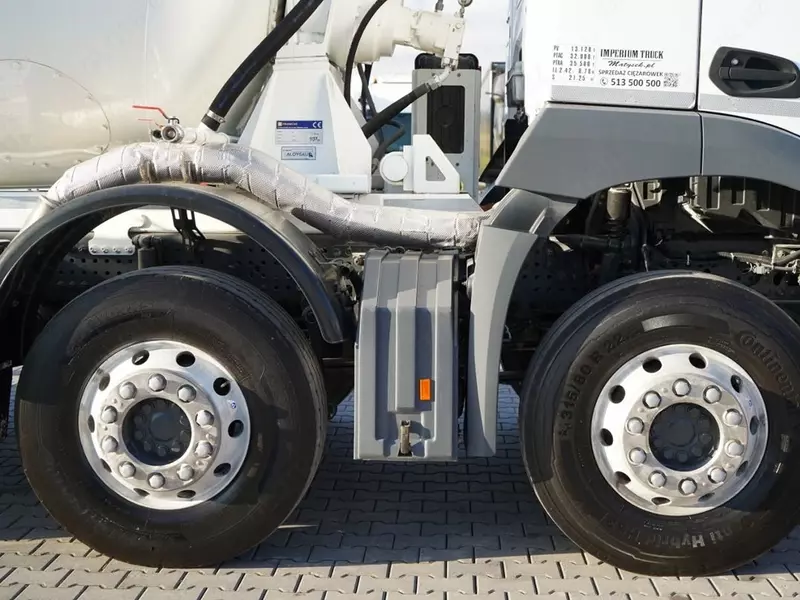 Автобетоносмеситель MERCEDES AROCS 3240