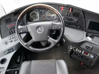MERCEDES-BENZ / GLORY / ERENER sayyohlik avtobusi