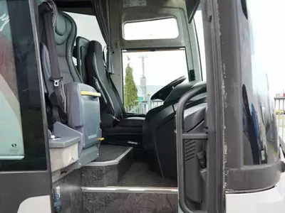 MERCEDES-BENZ / GLORY / ERENER sayyohlik avtobusi