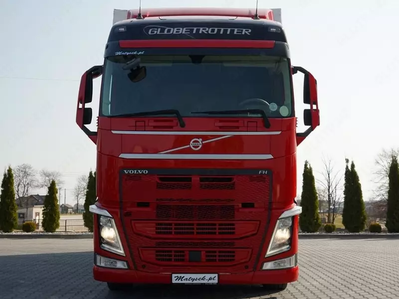 Тентованный грузовик VOLVO FH 460