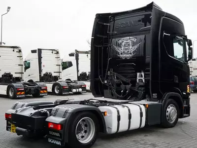 SCANIA S 500 shatakchisi