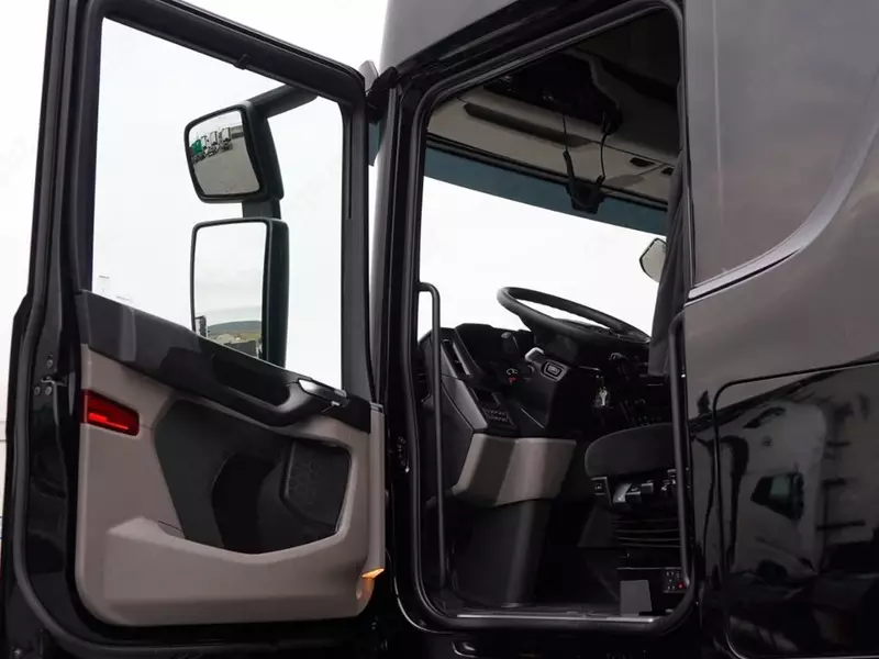 SCANIA S 500 shatakchisi