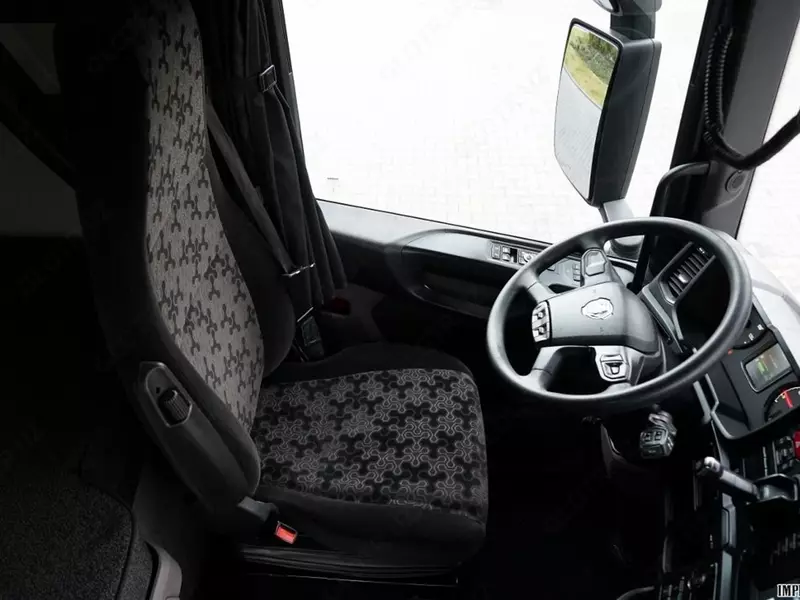SCANIA S 500 shatakchisi