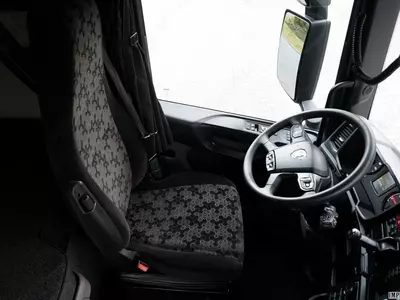 SCANIA S 500 shatakchisi
