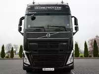  Тентованный грузовик Volvo FH 460