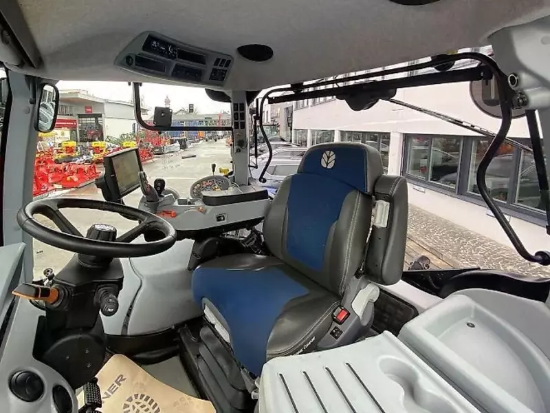 New Holland t7.190 g‘ildirakli traktori auto command sidewinder ii (bosqich v)