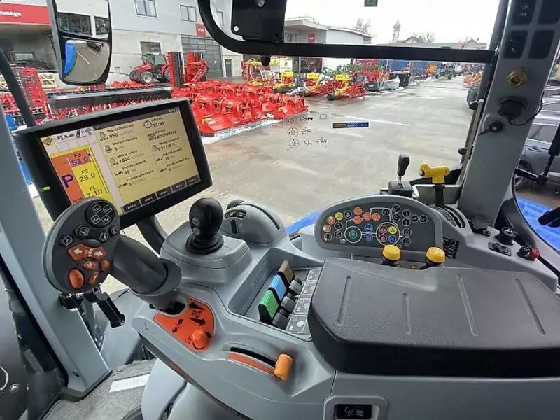 New Holland t7.190 g‘ildirakli traktori auto command sidewinder ii (bosqich v)