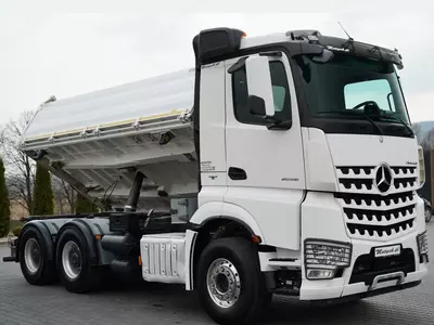 Самоходный самосвал MERCEDES AROCS 2658