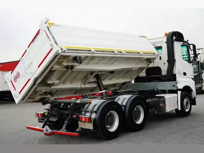 Самоходный самосвал MERCEDES AROCS 2658