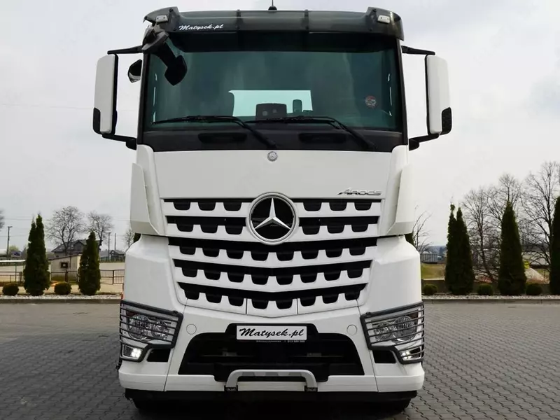 Самоходный самосвал MERCEDES AROCS 2658