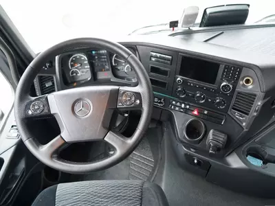 Самоходный самосвал MERCEDES AROCS 2658