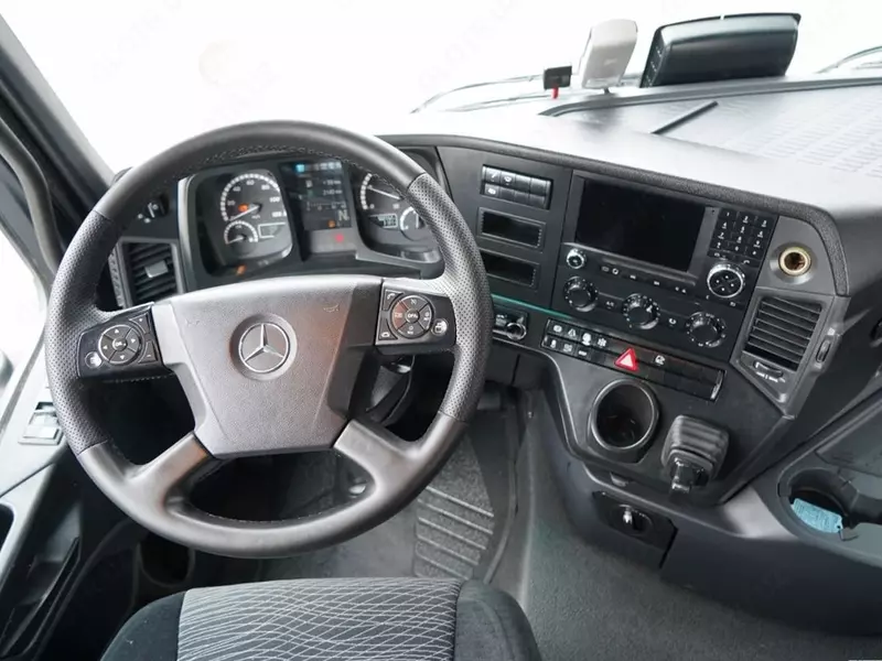 Самоходный самосвал MERCEDES AROCS 2658
