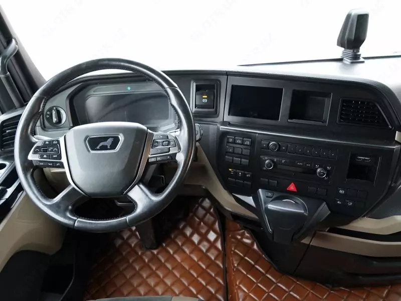 Тягач MAN TGX 18.510 / GX / MEGA / RETARDER / NAVI / LOW DECK