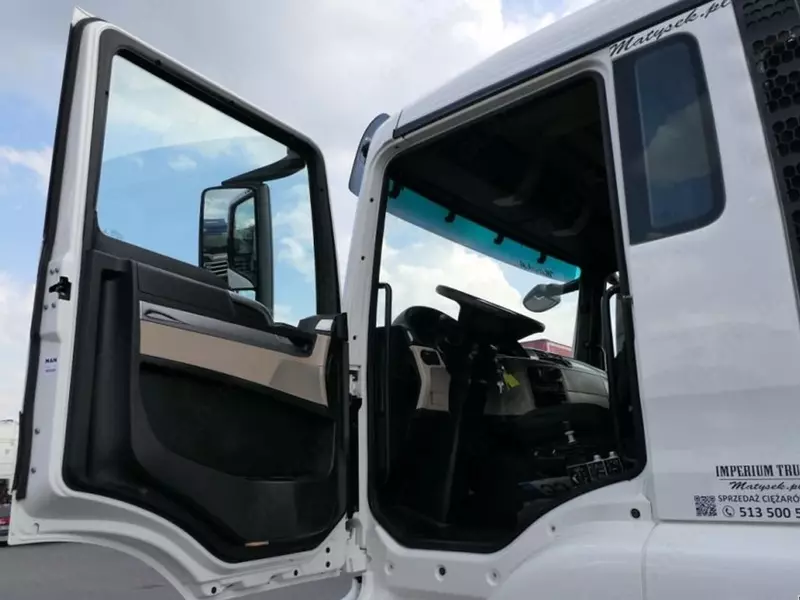 MAN TGS 35.460 / 8X4 samosvali