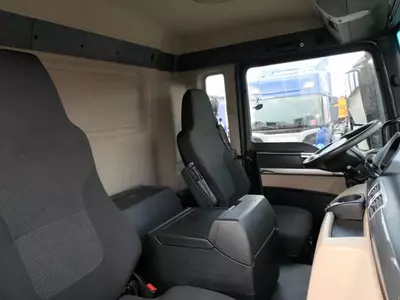 MAN TGS 35.460 / 8X4 samosvali