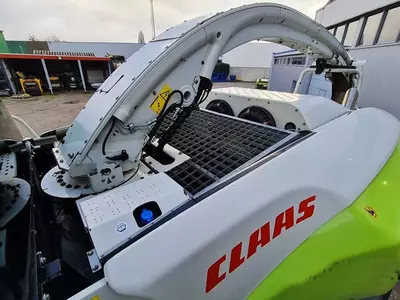 Кормоуборочный комбайн Claas Jaguar 930 4WD