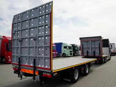 Грузовик автовоз DAF XF 480
