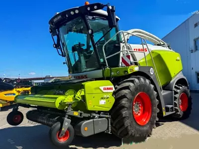 Claas Jaguar 950 yem-xashak yig‘ish kombayni