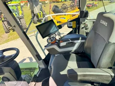 Claas Jaguar 950 yem-xashak yig‘ish kombayni