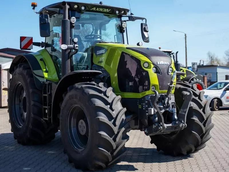 Трактор колесный Claas Axion 870 Cmatic