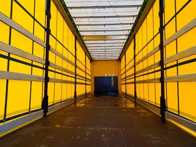 Тентованный полуприцеп KRONE FIRANKA