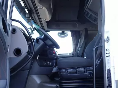 Тягач DAF XF 480