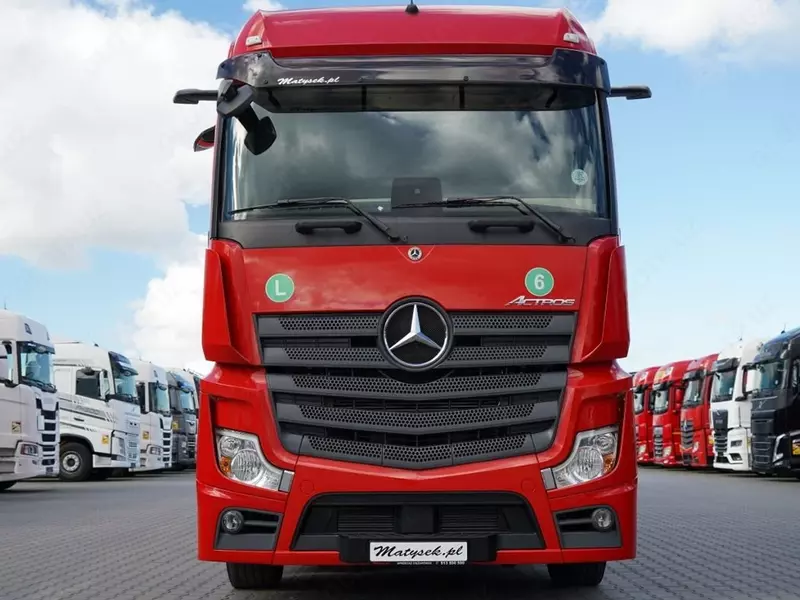 Тентованный грузовик MERCEDES-BENZ ACTROS 2545