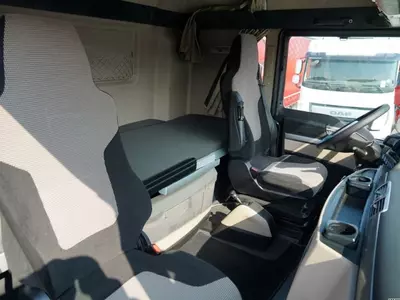 Самасвал MAN TGX 18.500