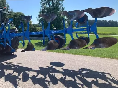 Плуг Lemken Juwel 7 Vario