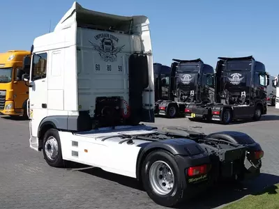 Тягач DAF XF 480