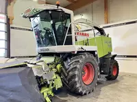 Кормоуборочный комбайн CLAAS jaguar 850 speedstar