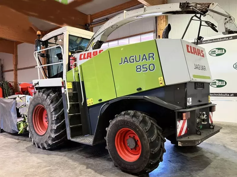Кормоуборочный комбайн CLAAS jaguar 850 speedstar