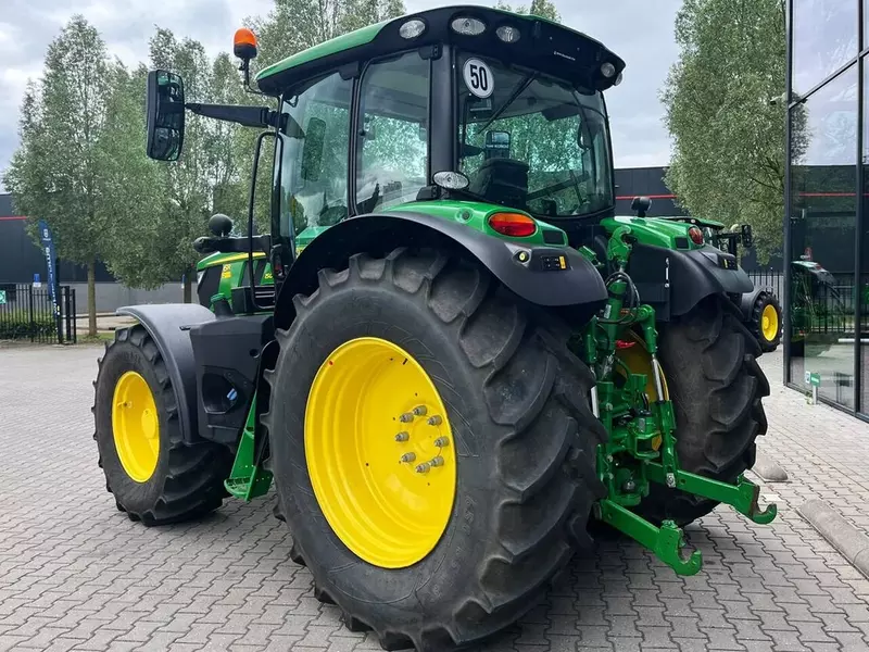 Трактор колесный John Deere 6R 150