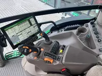  John Deere 6R 150 g‘ildirakli traktori Traktorlar
