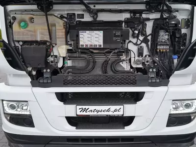 Bortli yuk mashinasi/ IVECO / STRALIS 310 platformasi