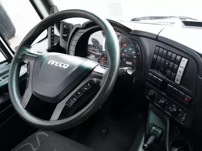 Bortli yuk mashinasi/ IVECO / STRALIS 310 platformasi