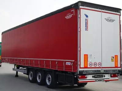 SCHMITZ-CARGOBULL chodirli yarim tirkama