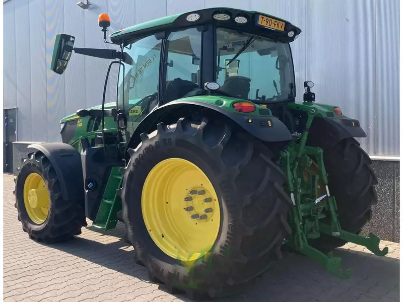 Трактор колесный John Deere 6R 155