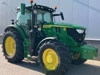 Трактор колесный John Deere 6R 155