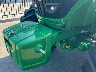 Трактор колесный John Deere 6R 155