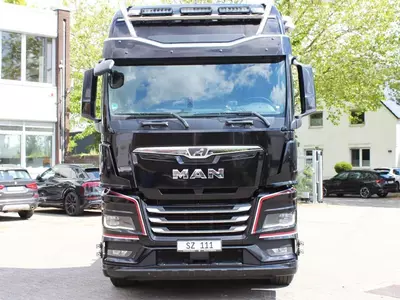   Тягач MAN TGX 18.510 GX с ретардером и светодиодным дисплеем Kühlbox Navi 2Tanks