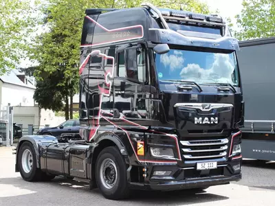  Тягач MAN TGX 18.510 GX с ретардером и светодиодным дисплеем Kühlbox Navi 2Tanks Только в розницу