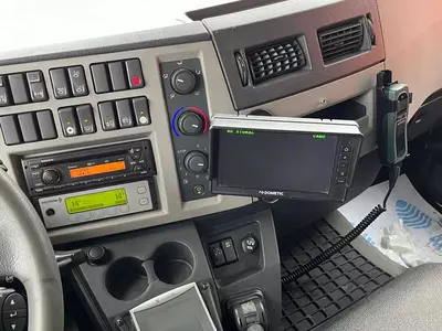 Грузовик Volvo FL 240 4x2 Hultsteins HS215