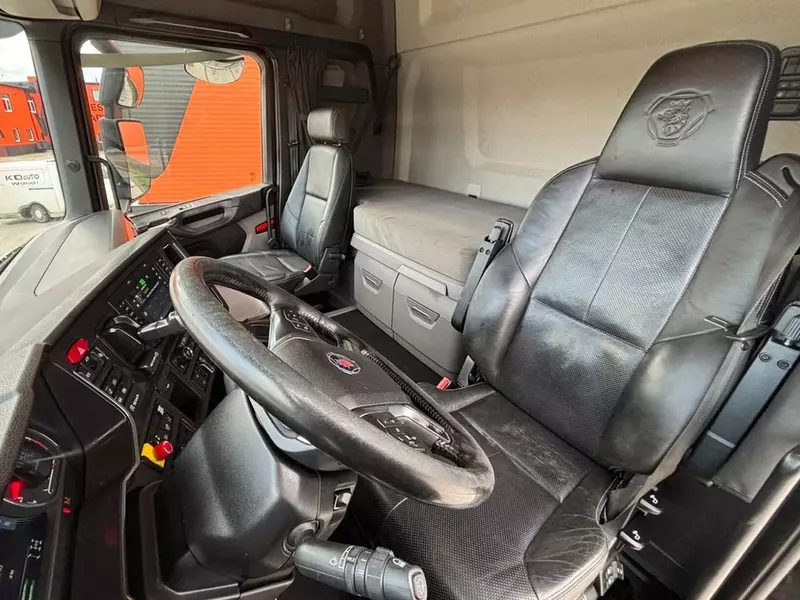 Самосвал Scania R650 6x4 Retarder